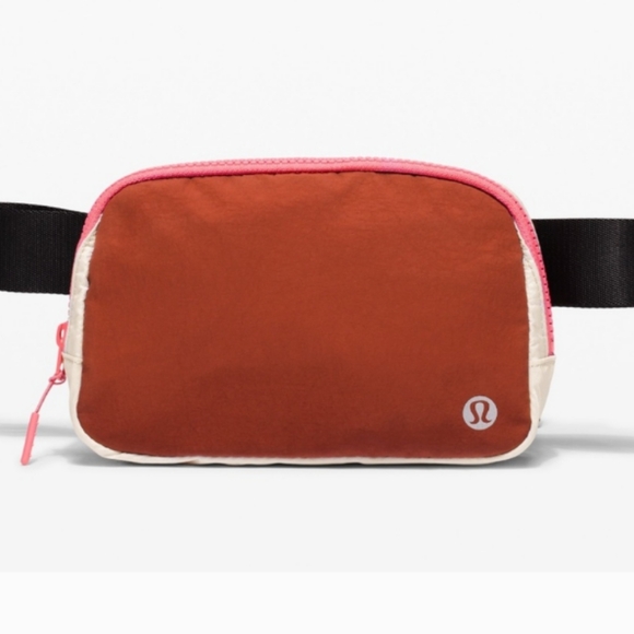 Lululemon Everywhere Belt Bag Dark Terracotta White Opal Crossbody Belt Bag - Picture 5 of 16